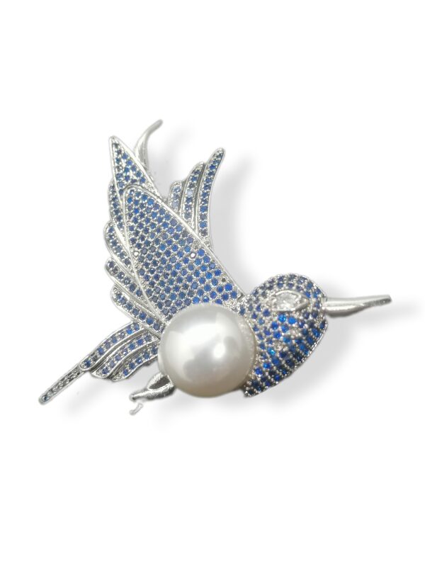 Hummingbird Brooch with Zircon stones and white pearl 50x45mm white scaled