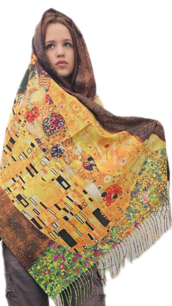 Cashmere Scarf Gustav Klimt The Kiss 4 scaled